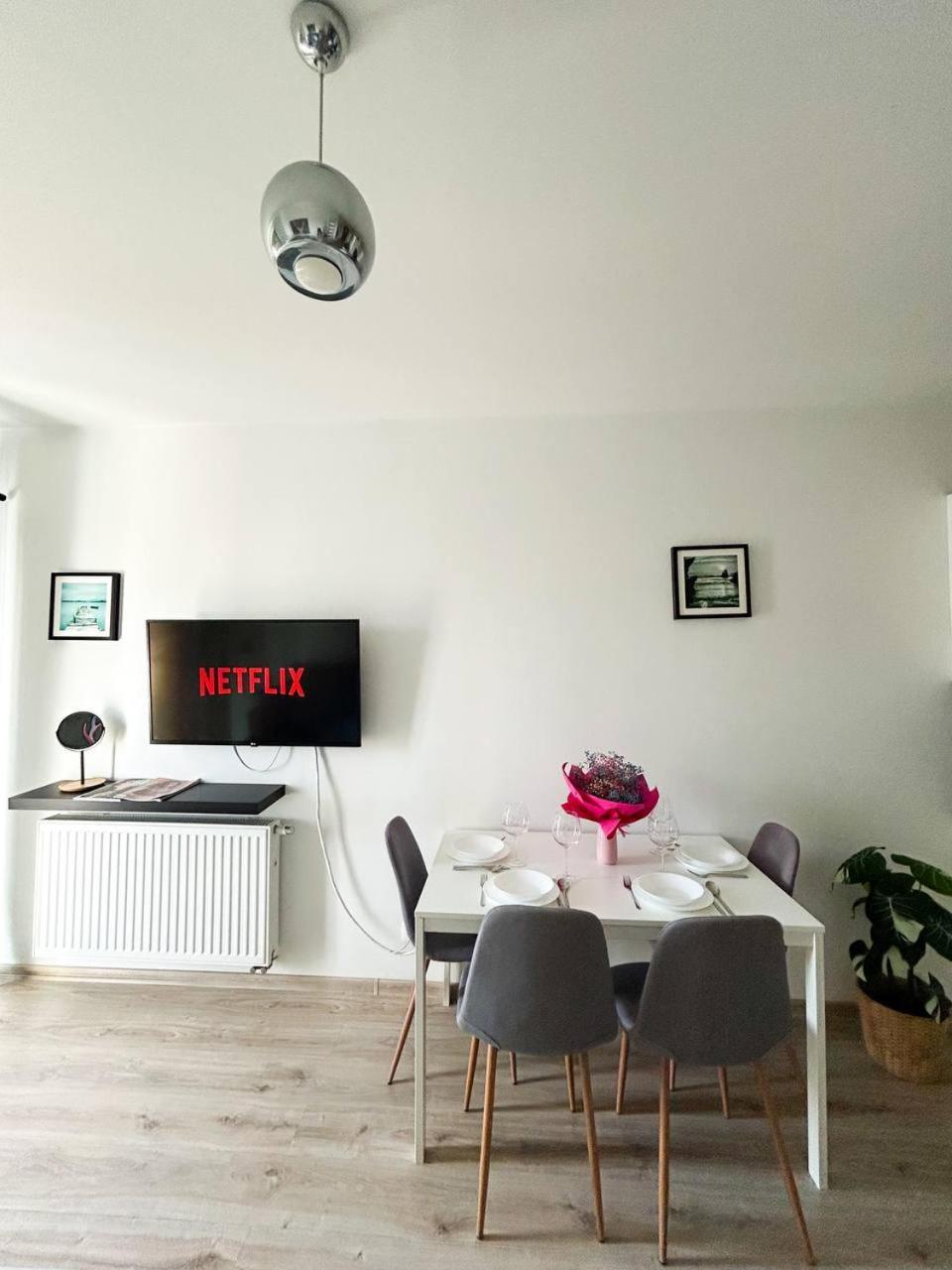 Lumina Comfy Apartment Lodz Zewnętrze zdjęcie