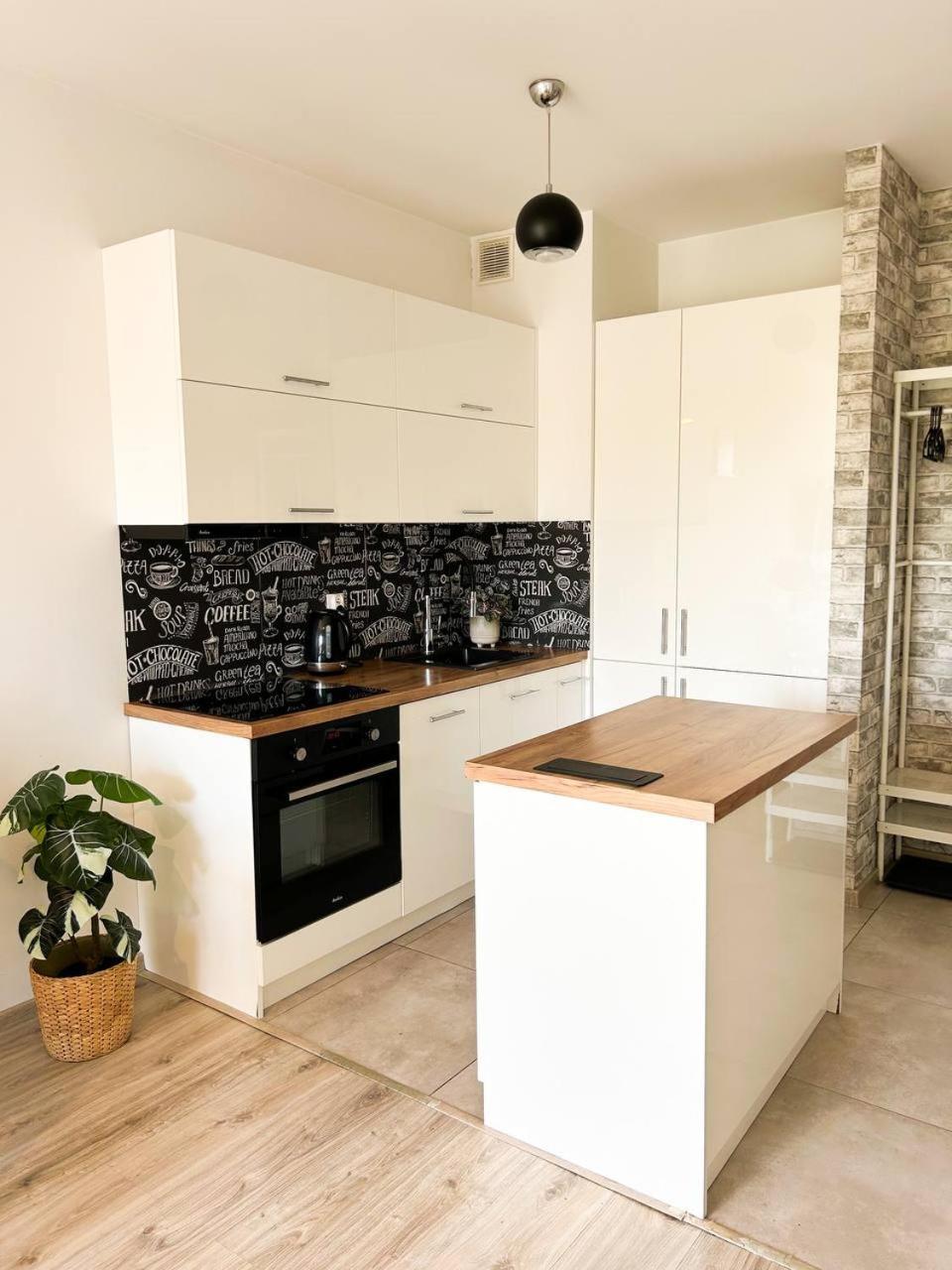 Lumina Comfy Apartment Lodz Zewnętrze zdjęcie